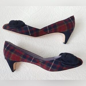 Johnston & Murphy Size 8.5 M Anita Bow Pump - Wine Plaid